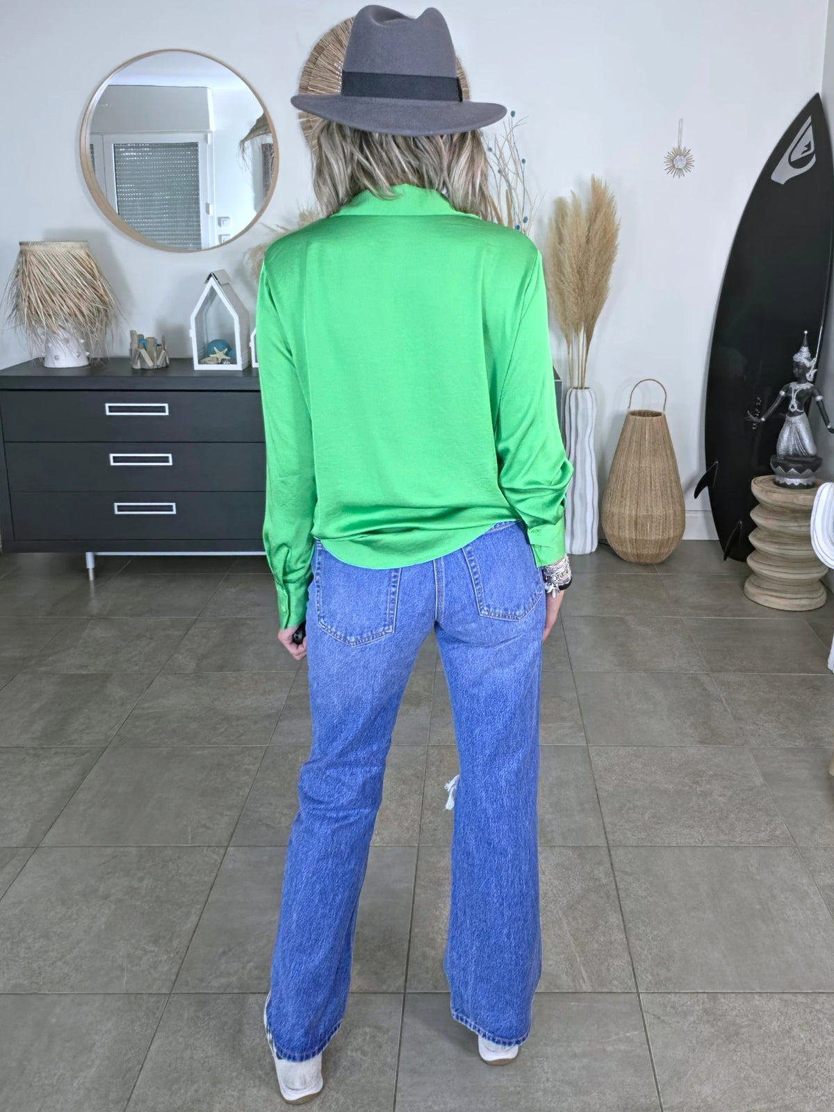 Chemise verte lumineuse