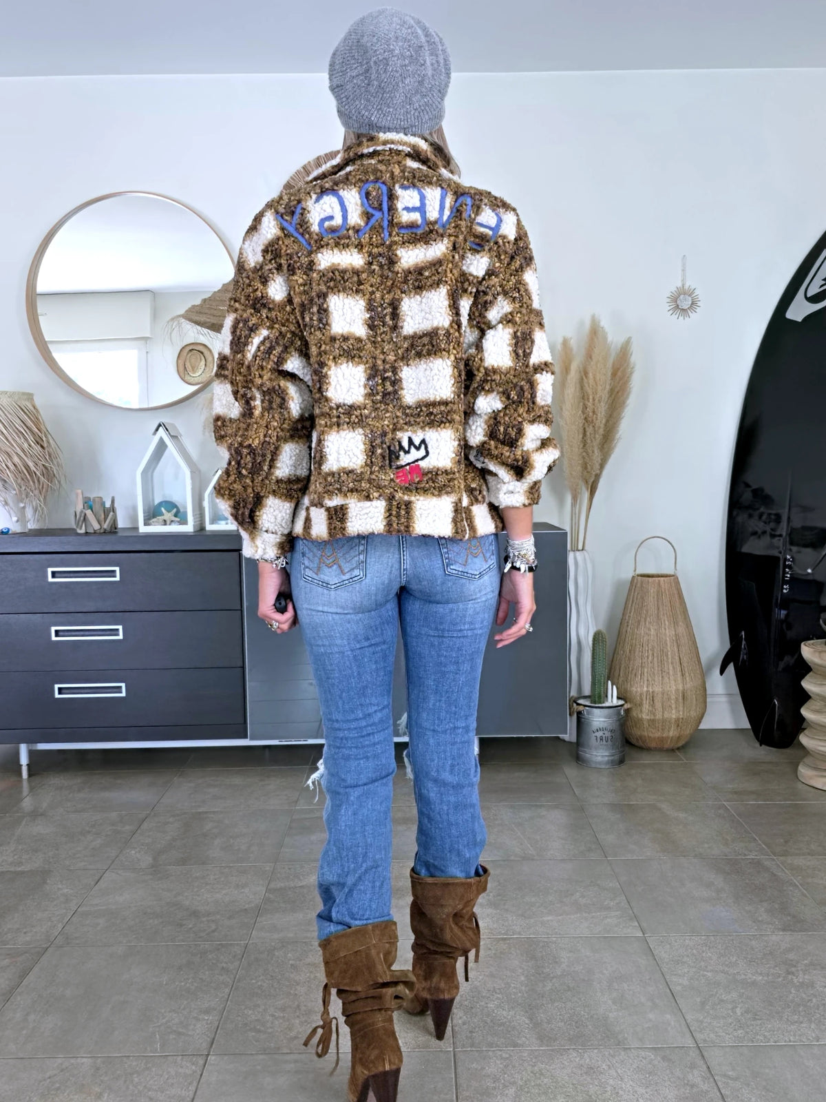 Manteau teddy bouclette à tags