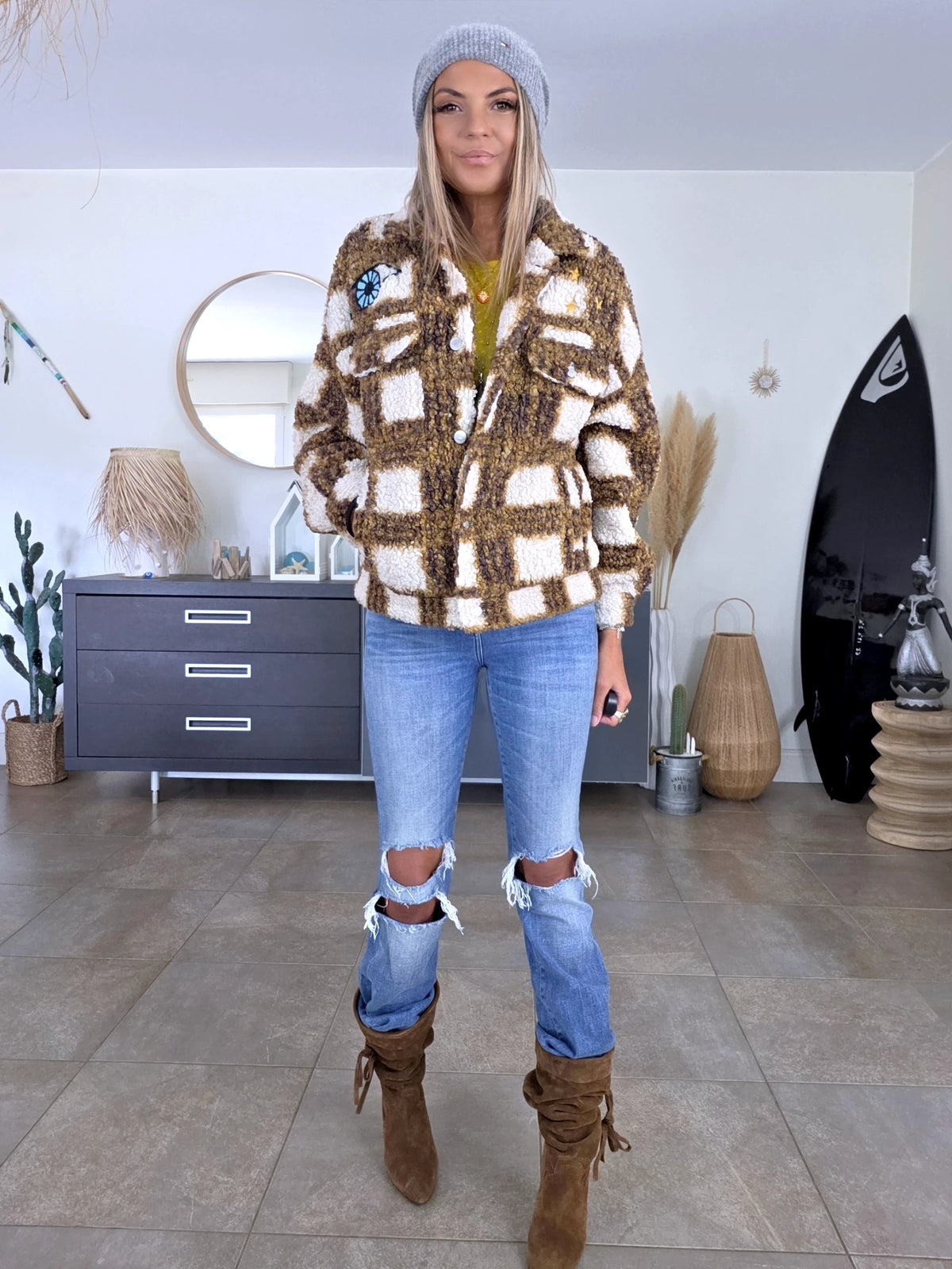 Manteau teddy bouclette à tags
