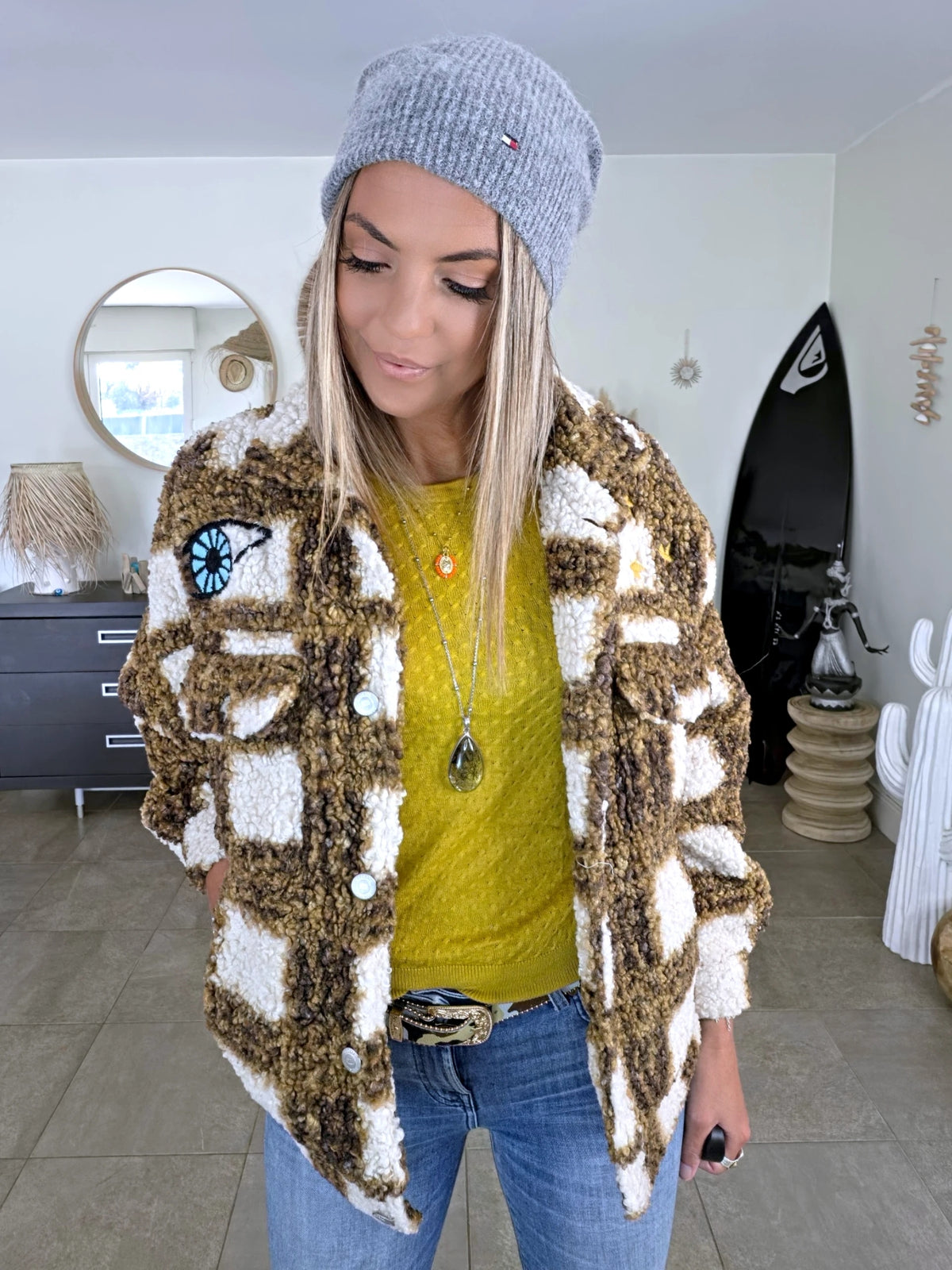 Manteau teddy bouclette à tags