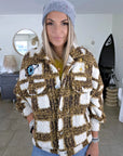 Manteau teddy bouclette à tags