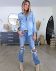 Chemise en denim bleu délavé