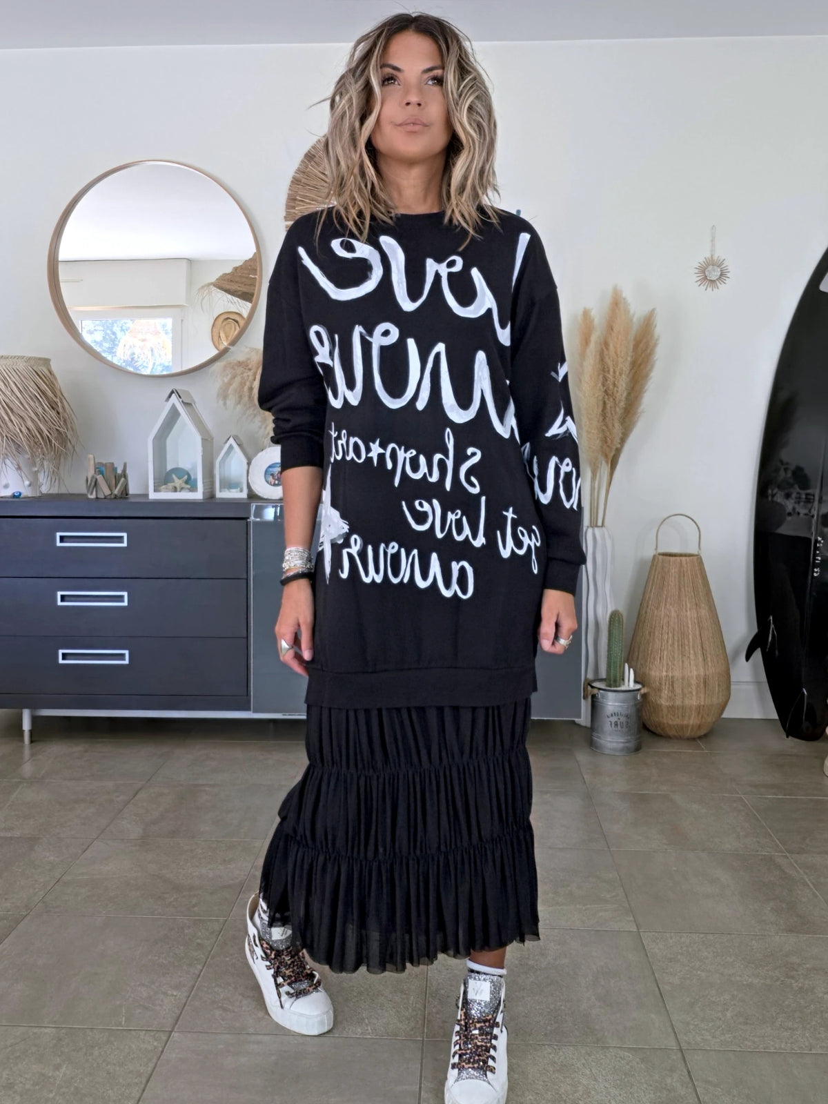 Robe noire à inscriptions - 𝐌𝐚𝐫𝐢𝐧𝐚𝟒𝟒𝐟𝐚𝐦𝐢𝐥𝐲