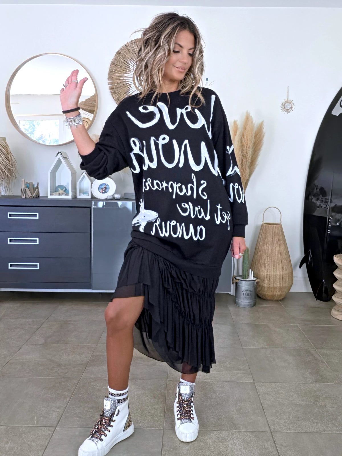 Robe noire à inscriptions - 𝐌𝐚𝐫𝐢𝐧𝐚𝟒𝟒𝐟𝐚𝐦𝐢𝐥𝐲