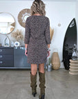 Robe à imprimé noir et marron cognac