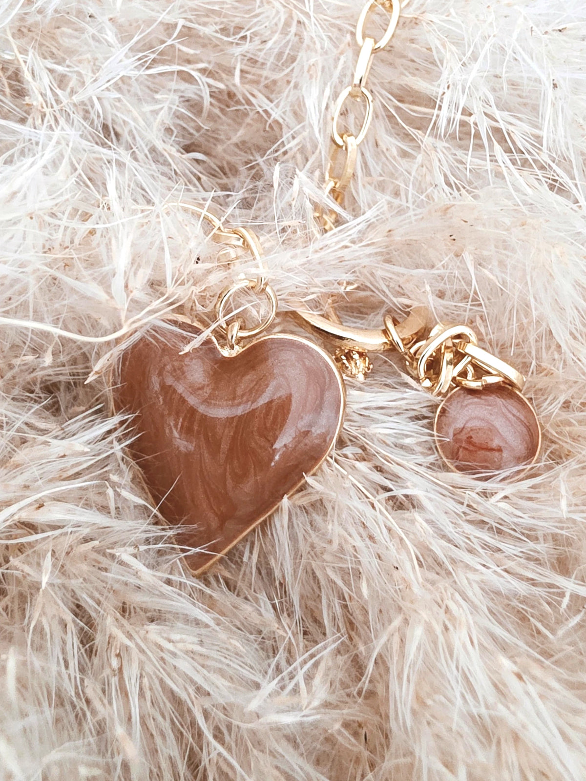Collier cœur marron taupe