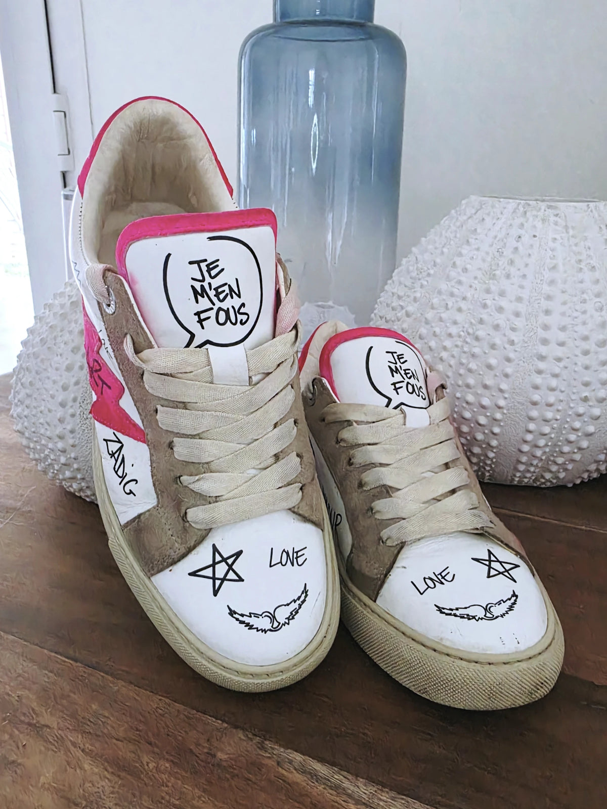 Baskets ZV1747 blanche à tags 100% cuir - 𝐌𝐚𝐫𝐢𝐧𝐚𝟒𝟒𝐟𝐚𝐦𝐢𝐥𝐲