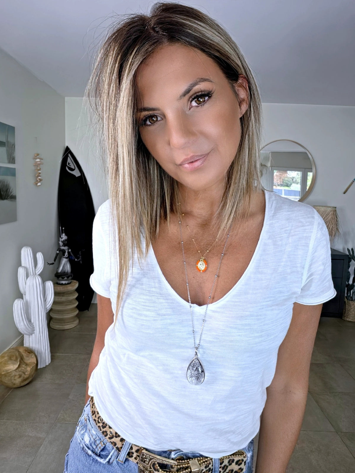 T-shirt blanc Rock au dos - 𝐌𝐚𝐫𝐢𝐧𝐚𝟒𝟒𝐟𝐚𝐦𝐢𝐥𝐲