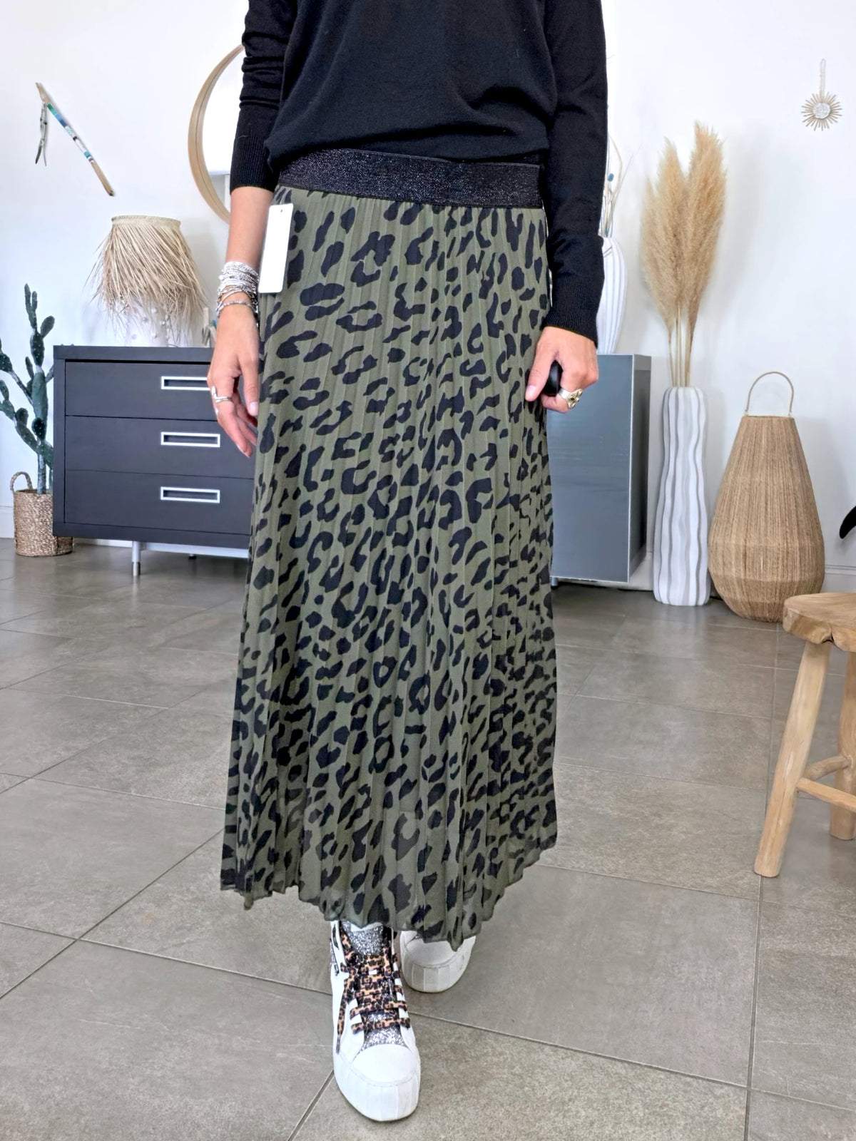 Jupe kaki à imprimé léopard - 𝐌𝐚𝐫𝐢𝐧𝐚𝟒𝟒𝐟𝐚𝐦𝐢𝐥𝐲