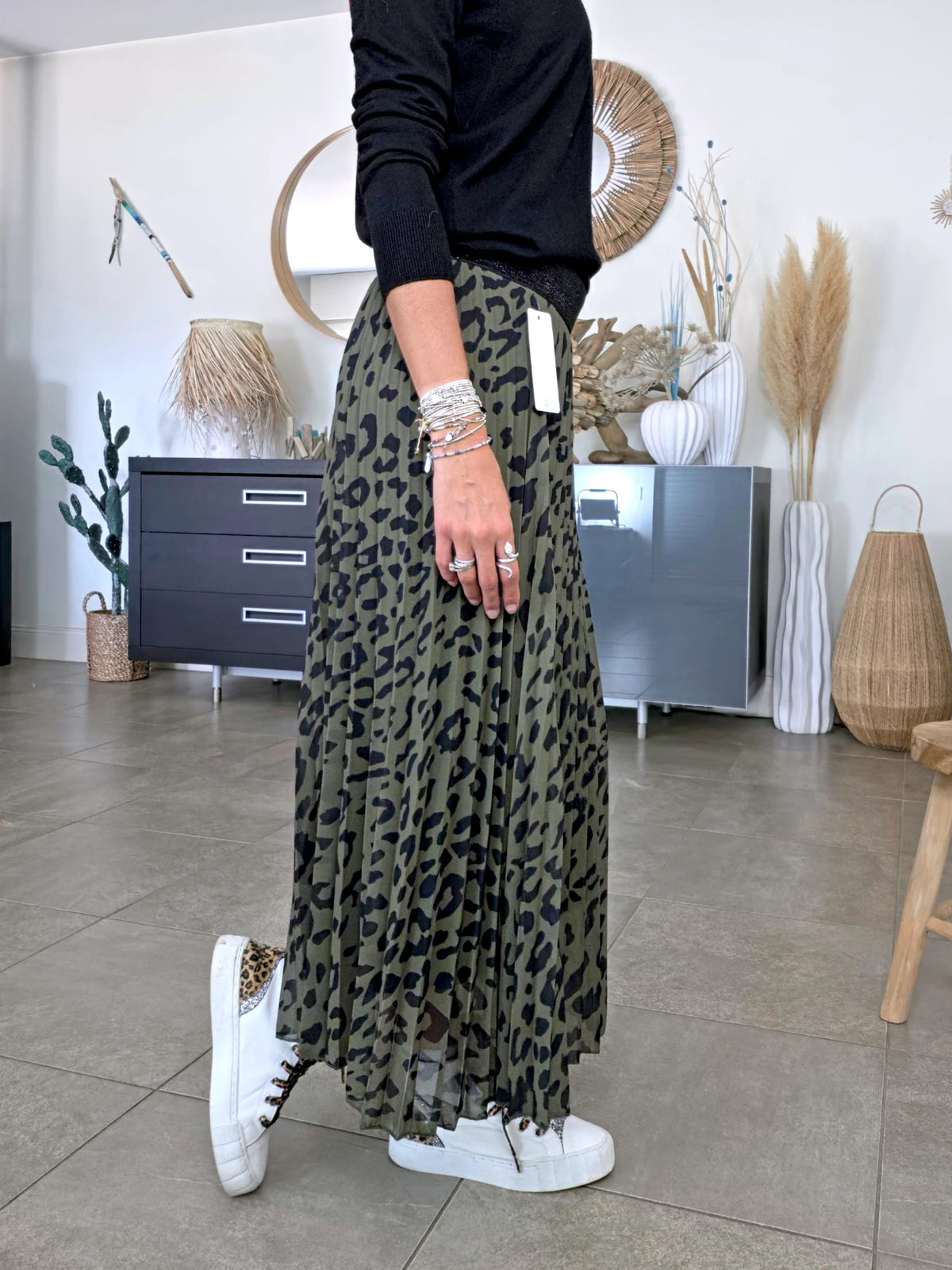 Jupe kaki à imprimé léopard - 𝐌𝐚𝐫𝐢𝐧𝐚𝟒𝟒𝐟𝐚𝐦𝐢𝐥𝐲
