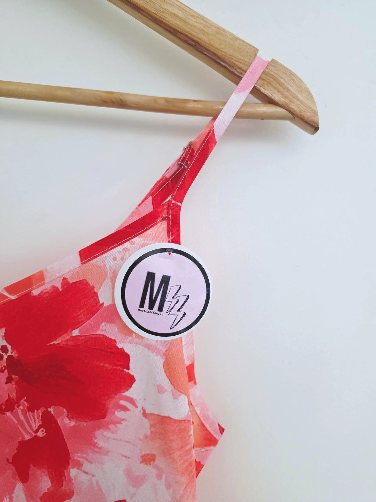 Débardeur flower rouge - 𝐌𝐚𝐫𝐢𝐧𝐚𝟒𝟒𝐟𝐚𝐦𝐢𝐥𝐲