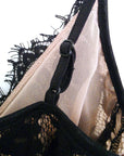 Brassière noire en dentelle