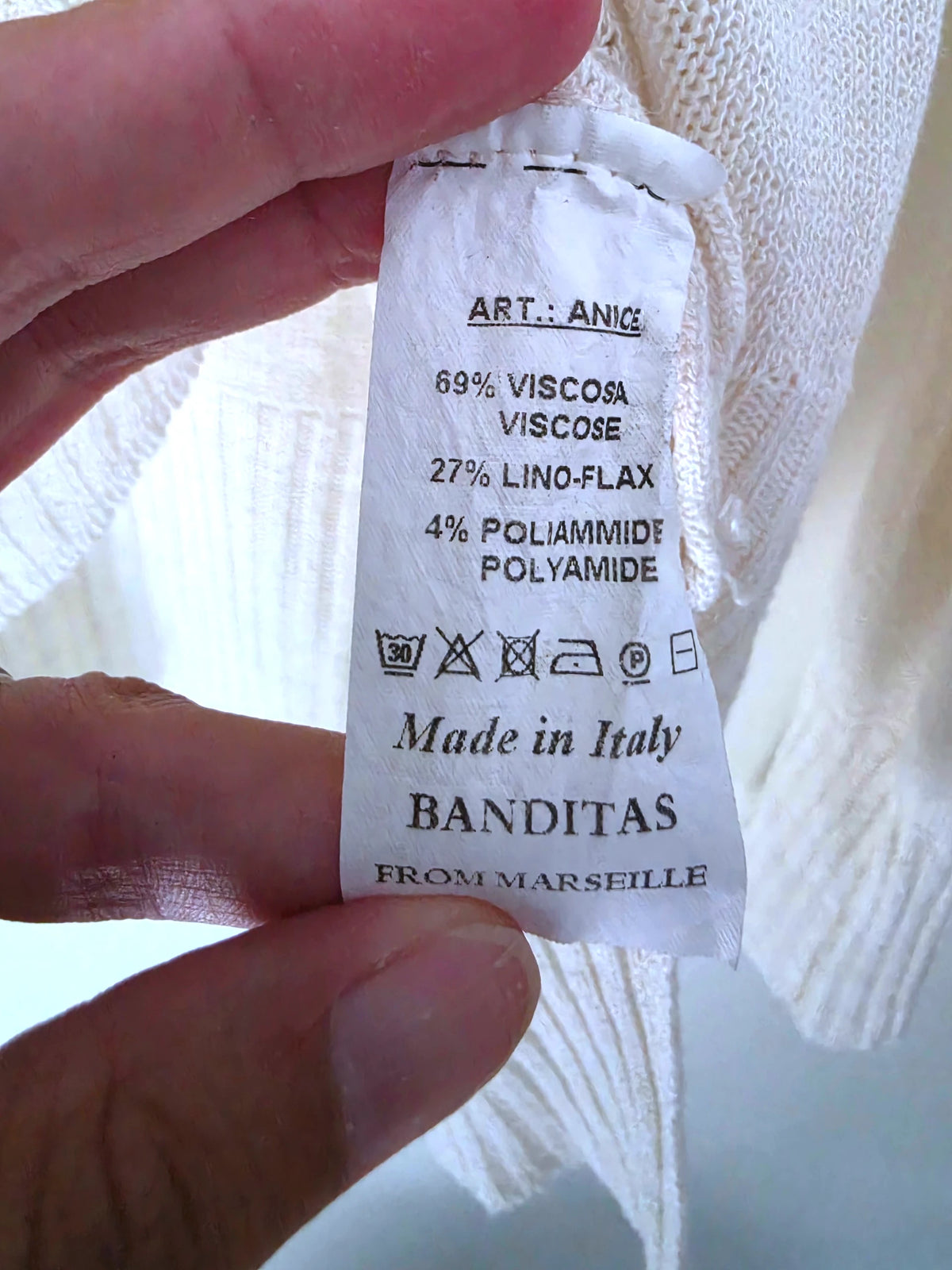 Pull blanc cassé à inscriptions au dos vert vif - 𝐌𝐚𝐫𝐢𝐧𝐚𝟒𝟒𝐟𝐚𝐦𝐢𝐥𝐲