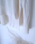 Pull blanc cassé à inscriptions au dos vert vif - 𝐌𝐚𝐫𝐢𝐧𝐚𝟒𝟒𝐟𝐚𝐦𝐢𝐥𝐲