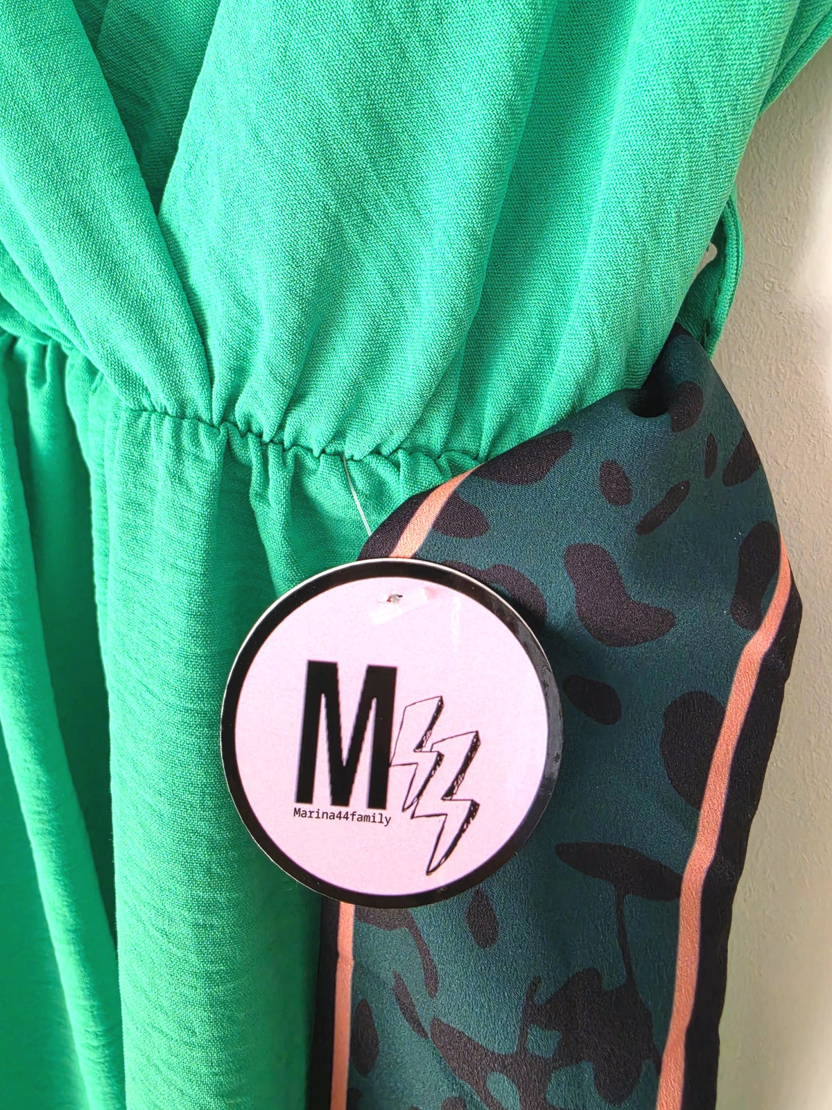 Robe vert vif avec sa ceinture japonaise - 𝐌𝐚𝐫𝐢𝐧𝐚𝟒𝟒𝐟𝐚𝐦𝐢𝐥𝐲