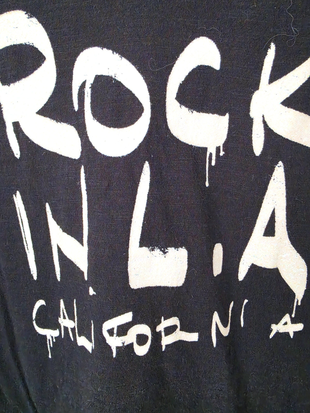 T-shirt noir à inscriptions blanches paillettées - 𝐌𝐚𝐫𝐢𝐧𝐚𝟒𝟒𝐟𝐚𝐦𝐢𝐥𝐲