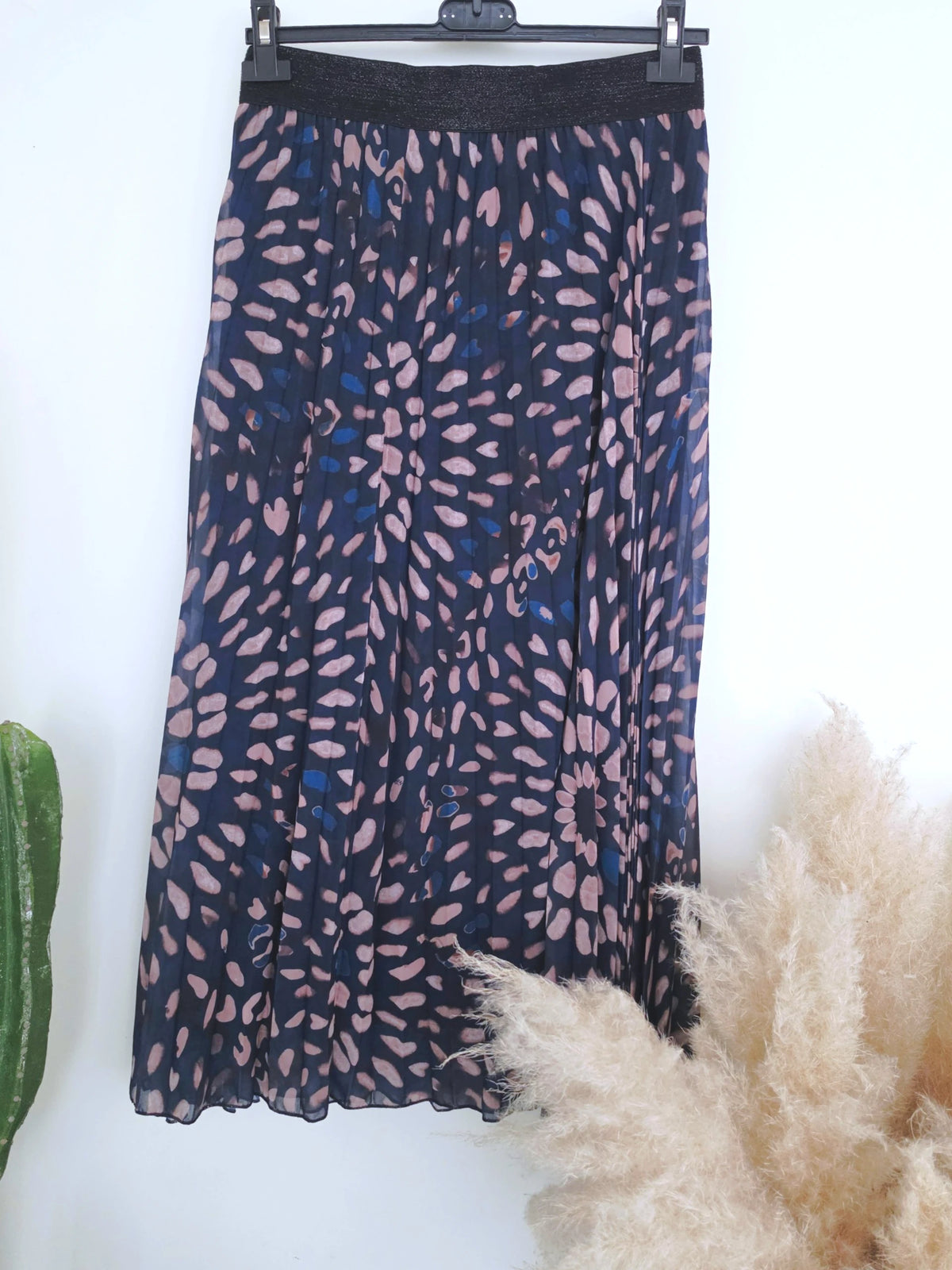 Jupe longue bleu marine à imprimé - 𝐌𝐚𝐫𝐢𝐧𝐚𝟒𝟒𝐟𝐚𝐦𝐢𝐥𝐲