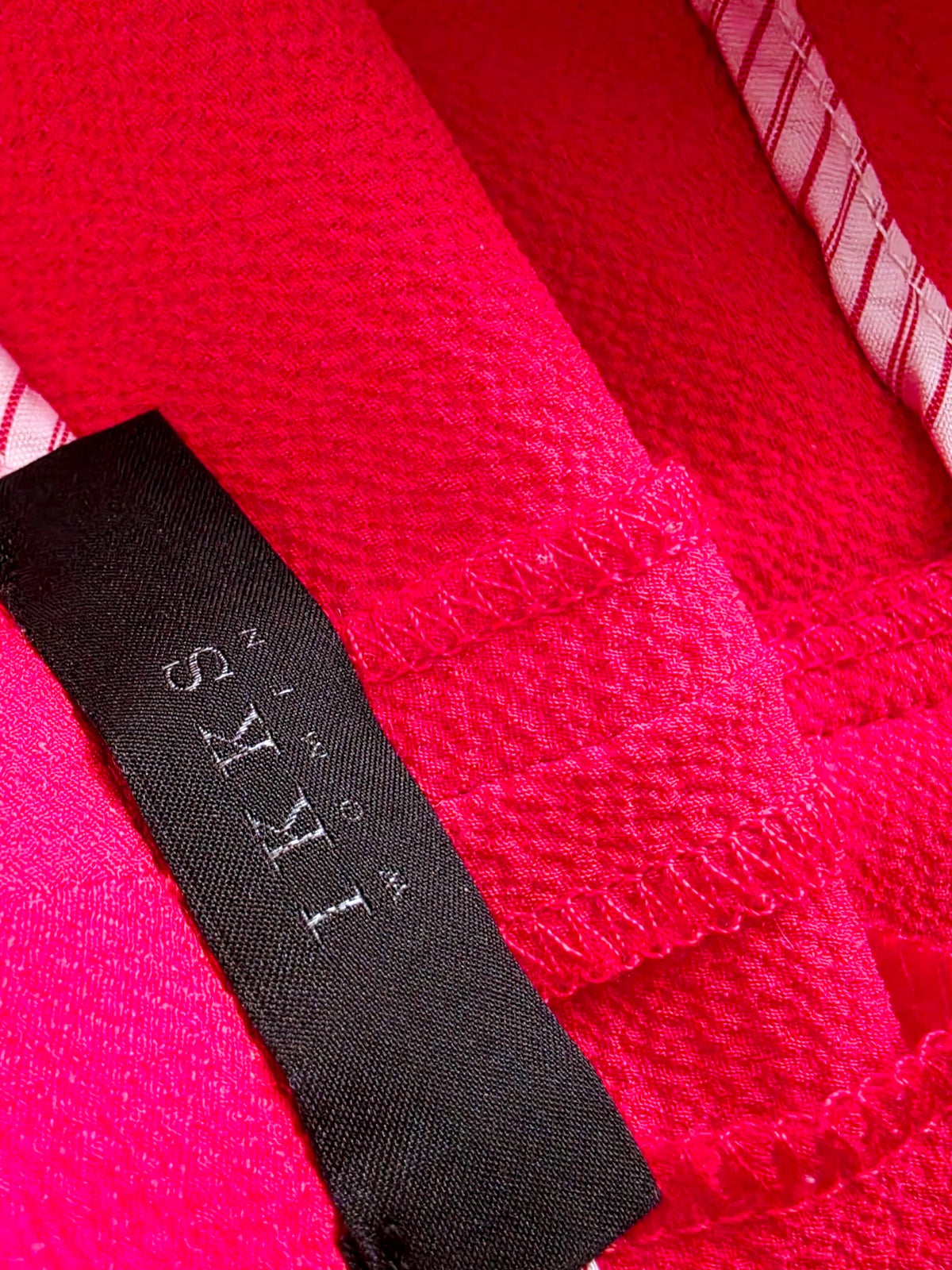 Pantalon chic rouge vif - 𝐌𝐚𝐫𝐢𝐧𝐚𝟒𝟒𝐟𝐚𝐦𝐢𝐥𝐲