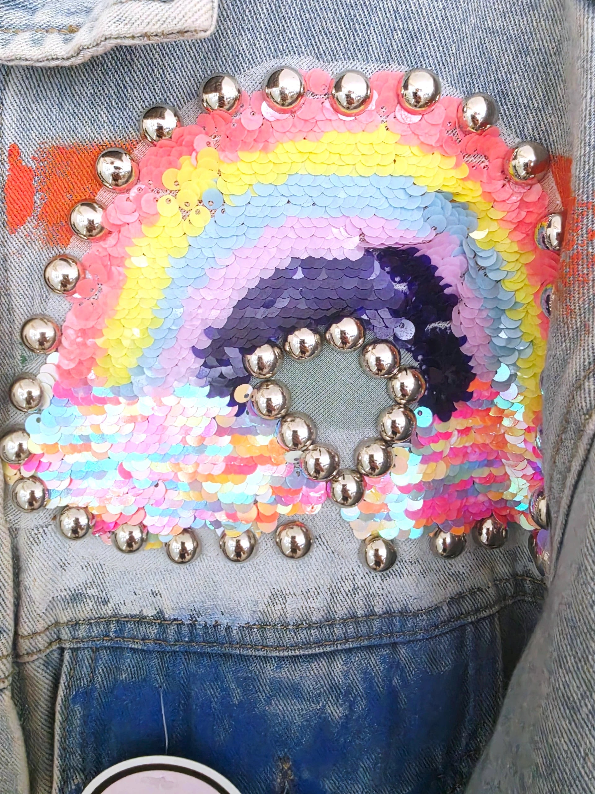 Veste en jean customisée