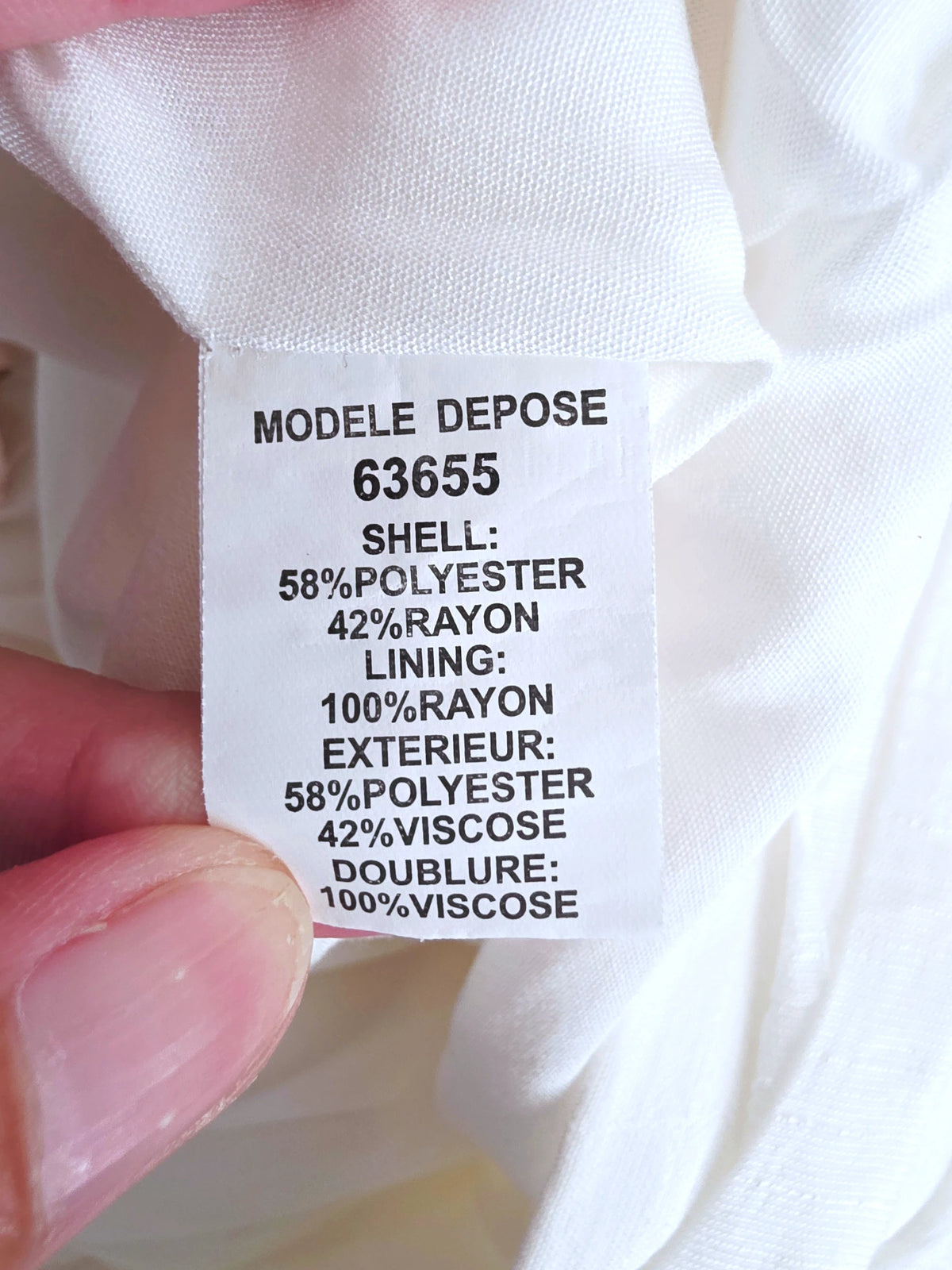 Pantalon blanc à jambes droites - 𝐌𝐚𝐫𝐢𝐧𝐚𝟒𝟒𝐟𝐚𝐦𝐢𝐥𝐲