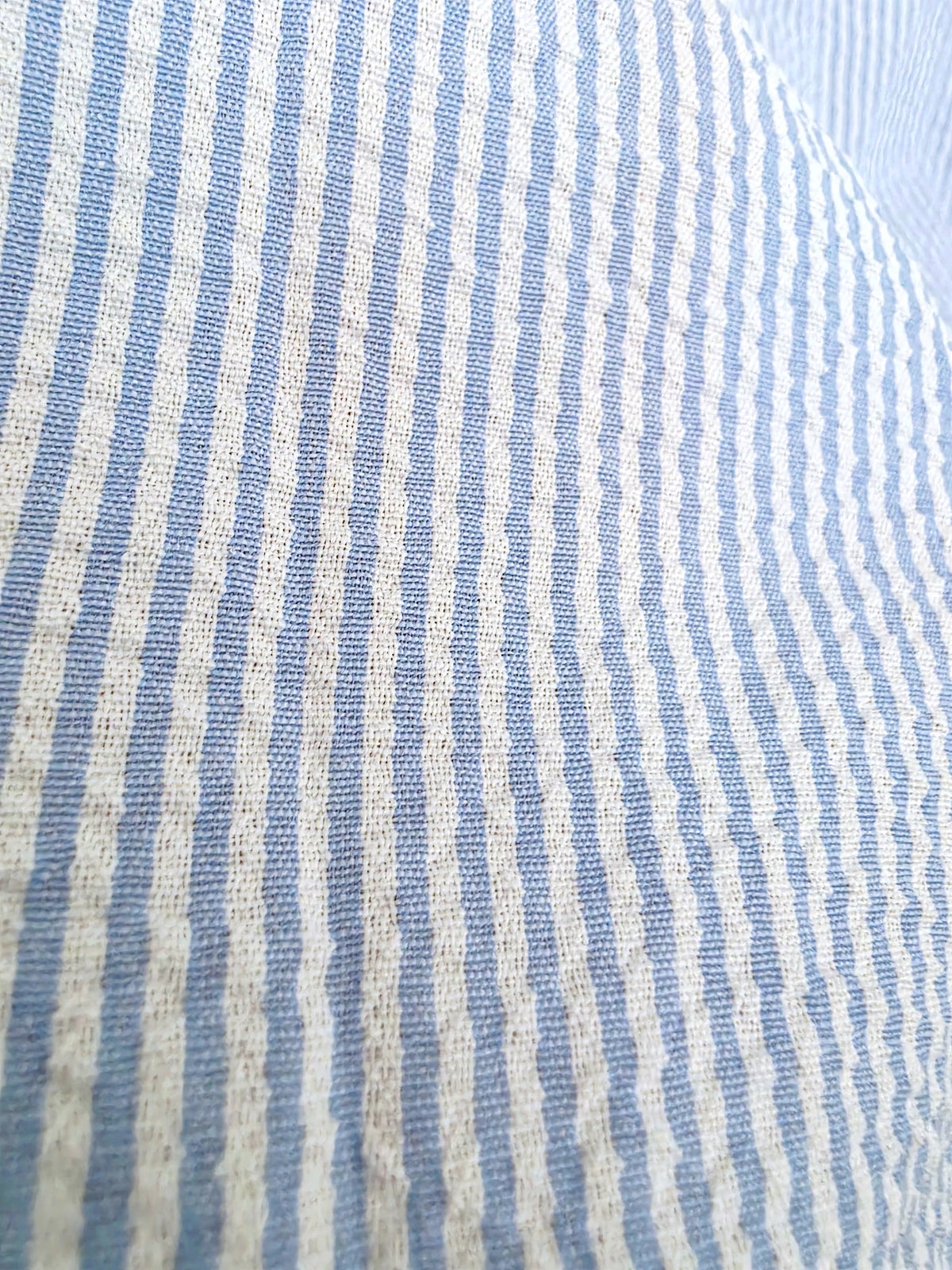 Chemise à rayures bleu ciel dos coeur - 𝐌𝐚𝐫𝐢𝐧𝐚𝟒𝟒𝐟𝐚𝐦𝐢𝐥𝐲