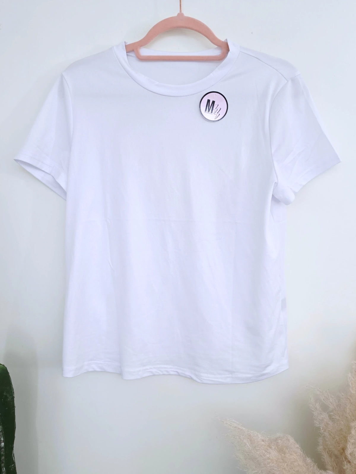 T-shirt blanc dos coeur dentelle - 𝐌𝐚𝐫𝐢𝐧𝐚𝟒𝟒𝐟𝐚𝐦𝐢𝐥𝐲