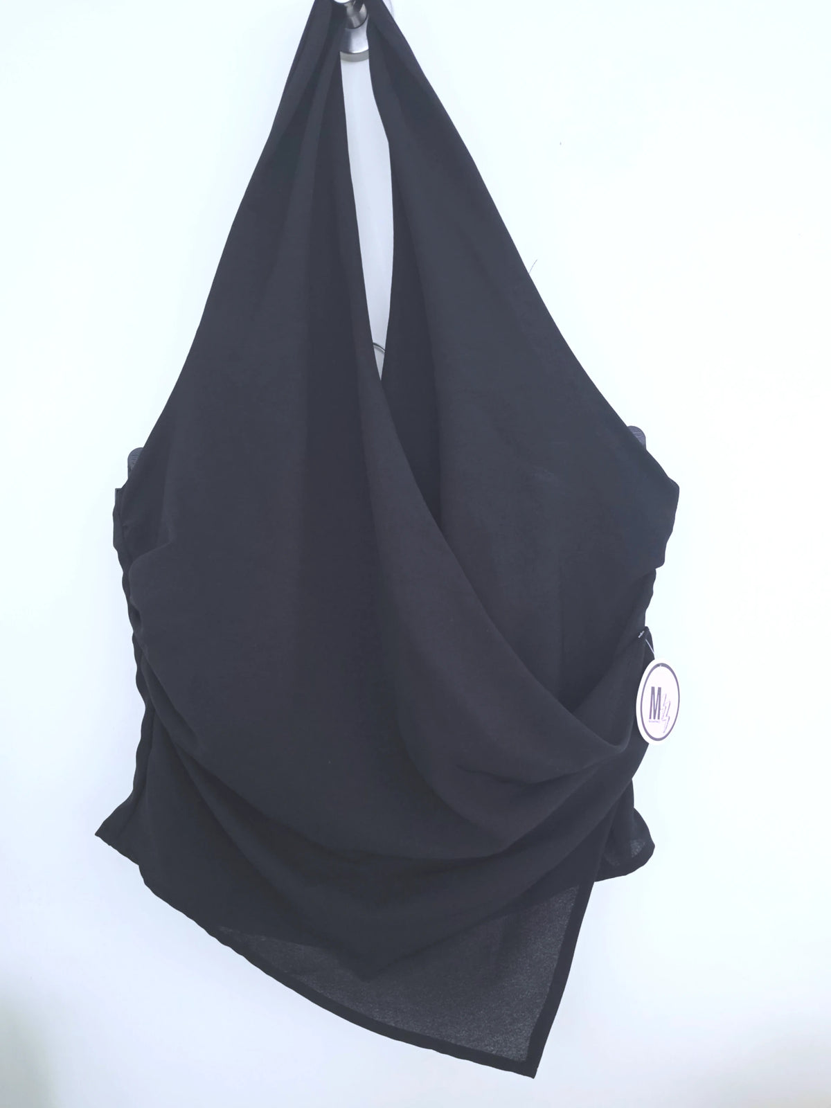Top noir à effet croisé - 𝐌𝐚𝐫𝐢𝐧𝐚𝟒𝟒𝐟𝐚𝐦𝐢𝐥𝐲