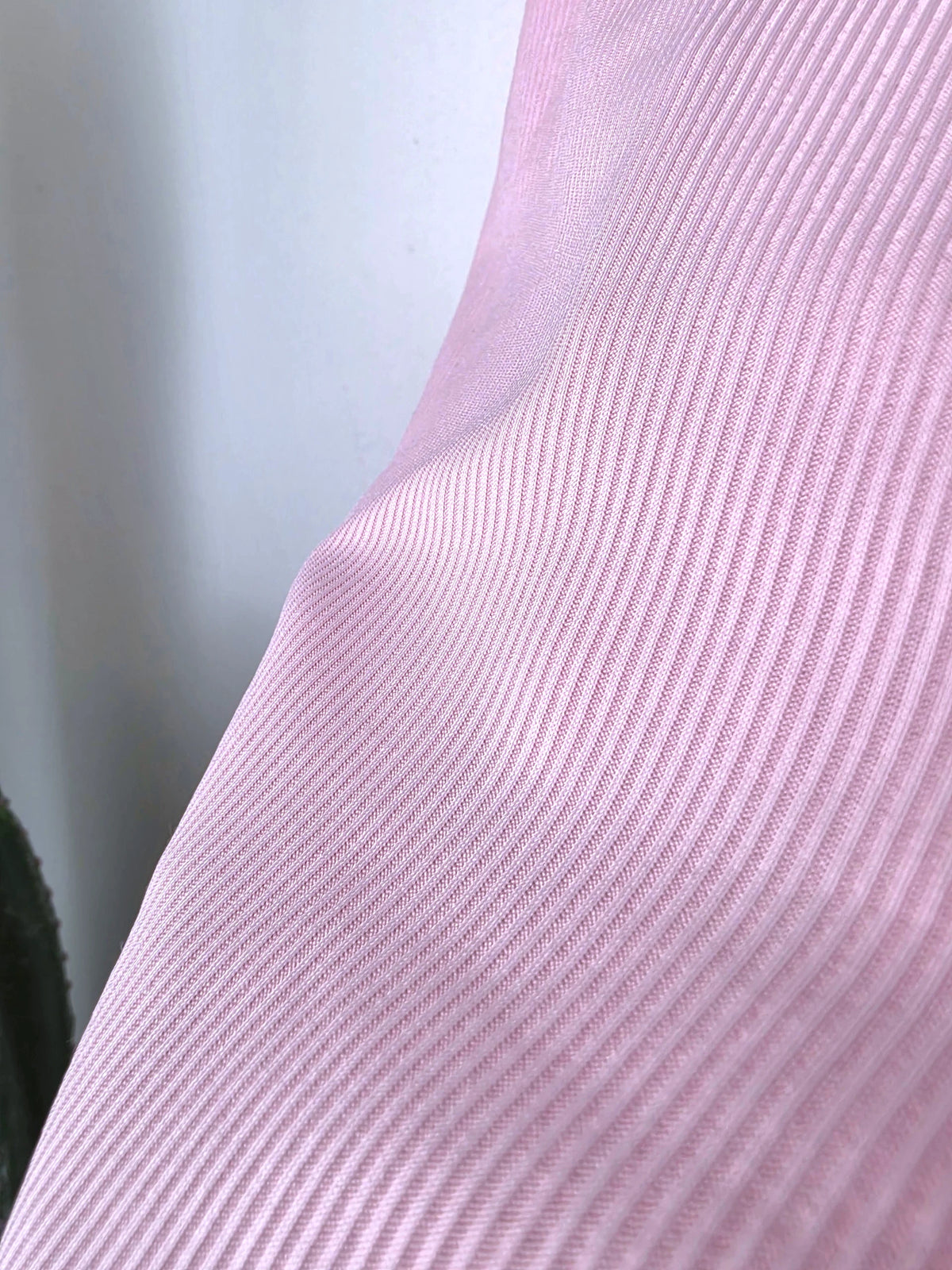 Débardeur rose à maille côtelée avec élasthanne - 𝐌𝐚𝐫𝐢𝐧𝐚𝟒𝟒𝐟𝐚𝐦𝐢𝐥𝐲