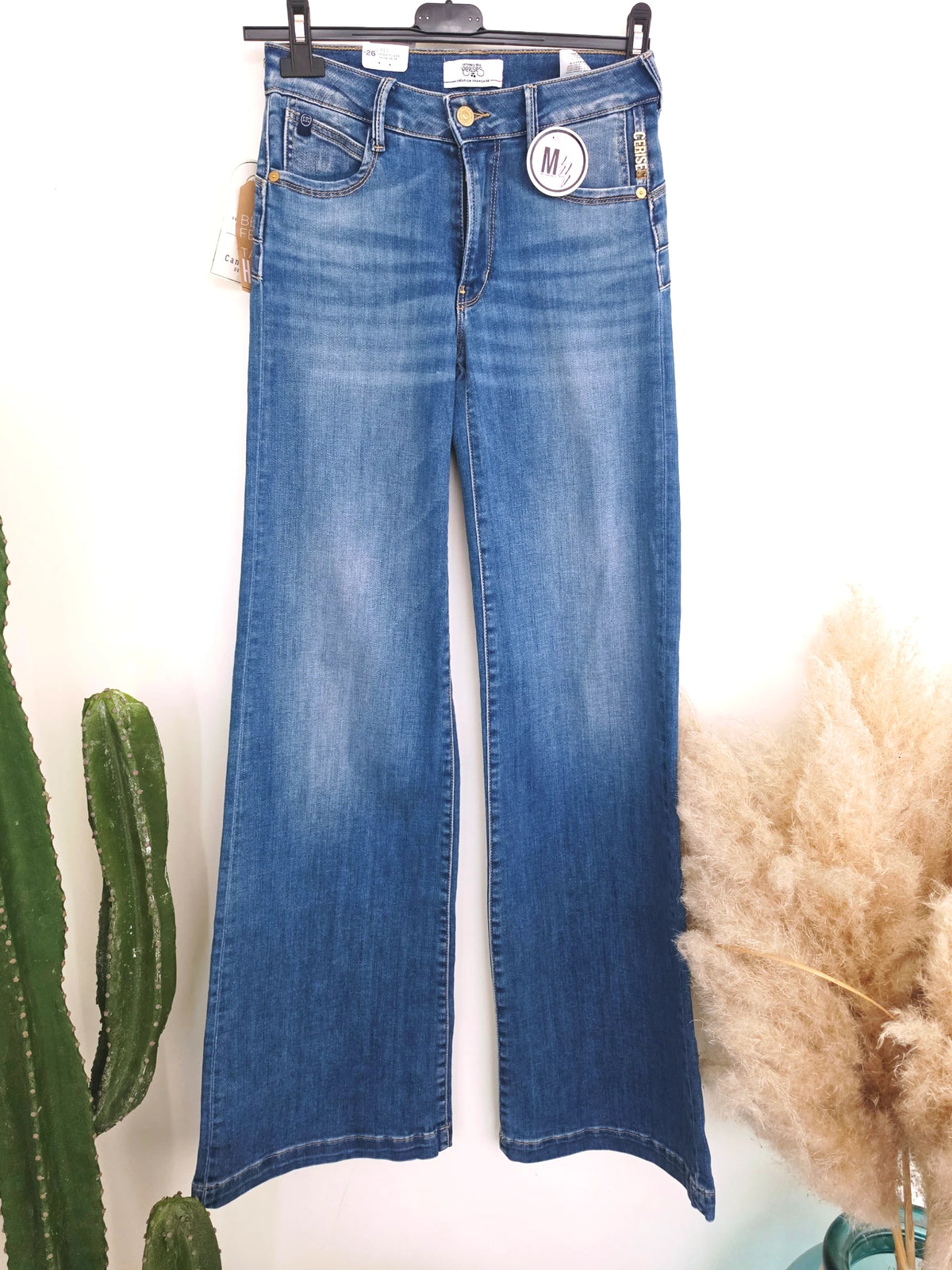 Jean bleu high flare
