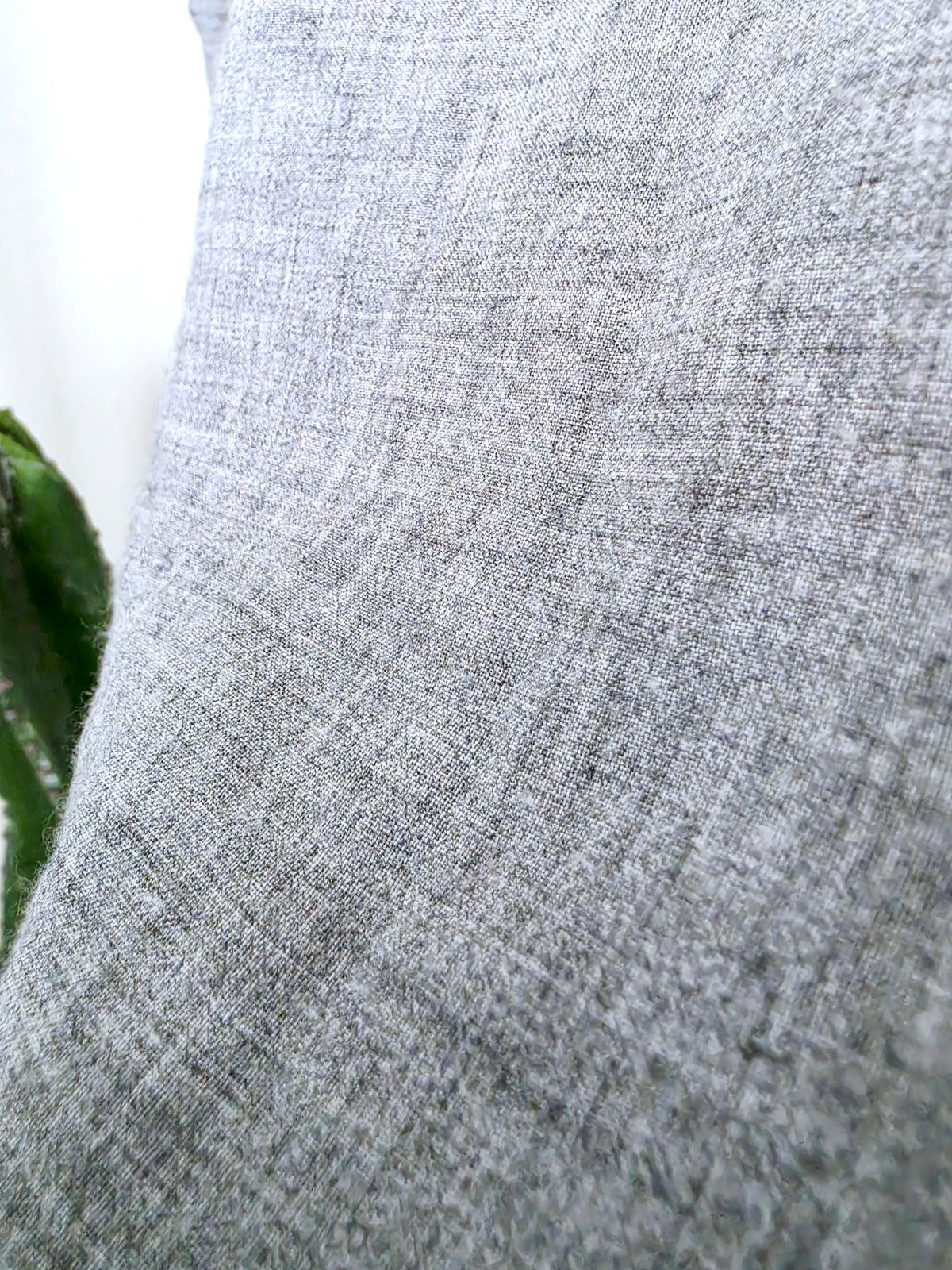 Chemise grise à bandes latérales