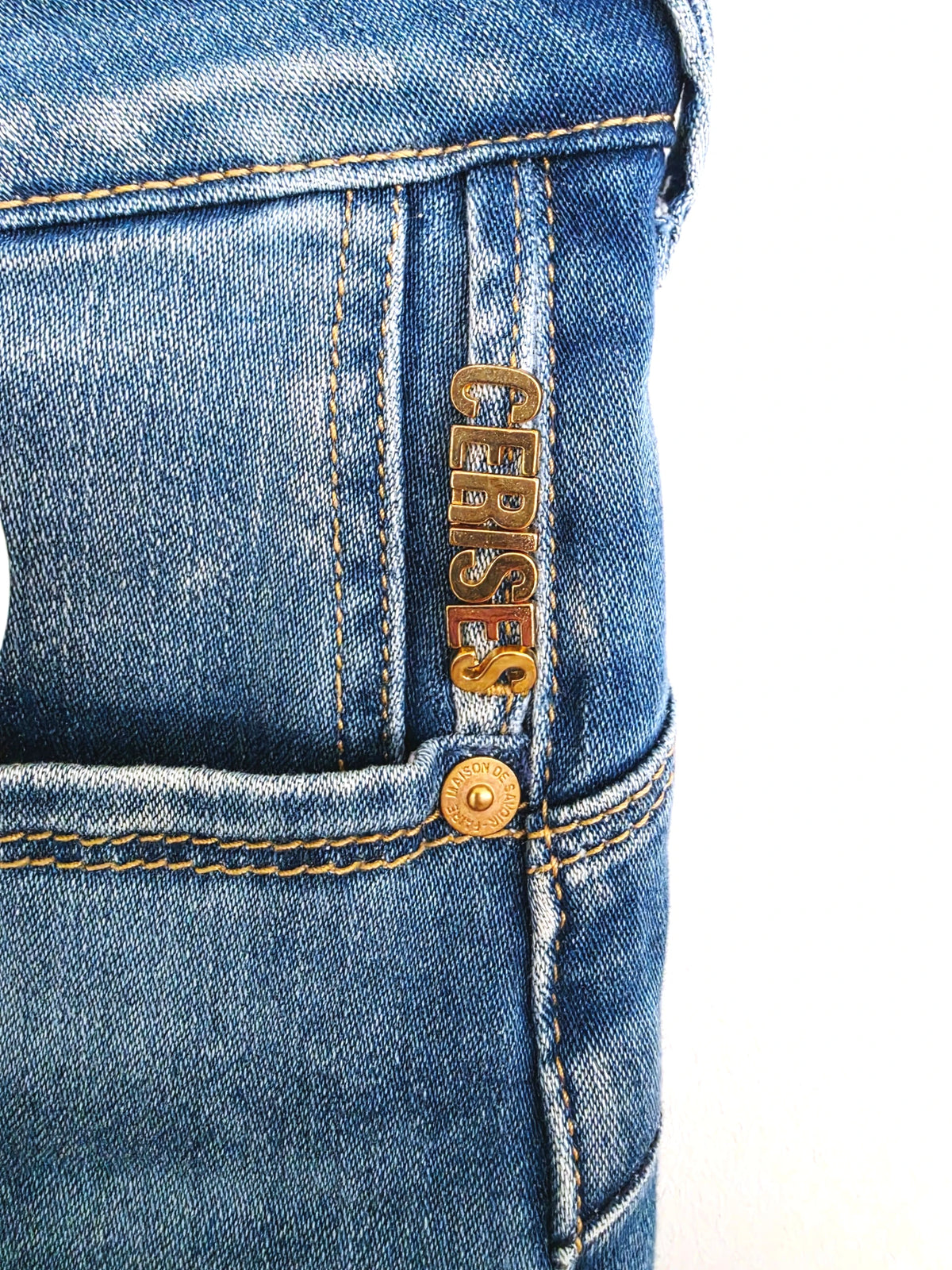 Jean bleu high flare