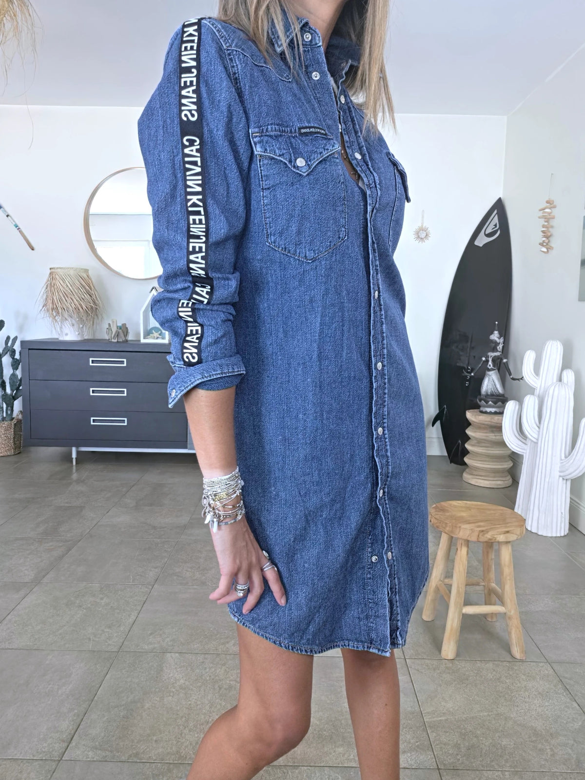 Robe en jean bleu avec bandes latérales - 𝐌𝐚𝐫𝐢𝐧𝐚𝟒𝟒𝐟𝐚𝐦𝐢𝐥𝐲