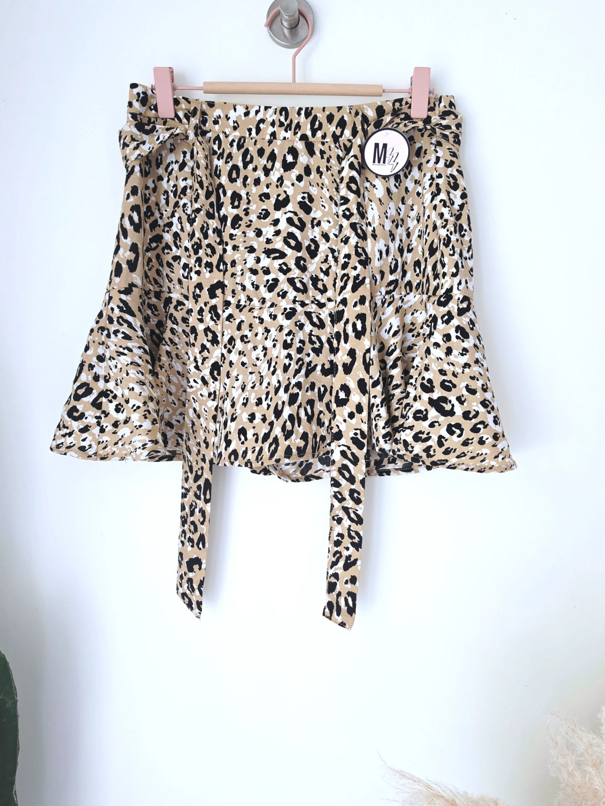 Jupe-short à imprimé léopard - 𝐌𝐚𝐫𝐢𝐧𝐚𝟒𝟒𝐟𝐚𝐦𝐢𝐥𝐲