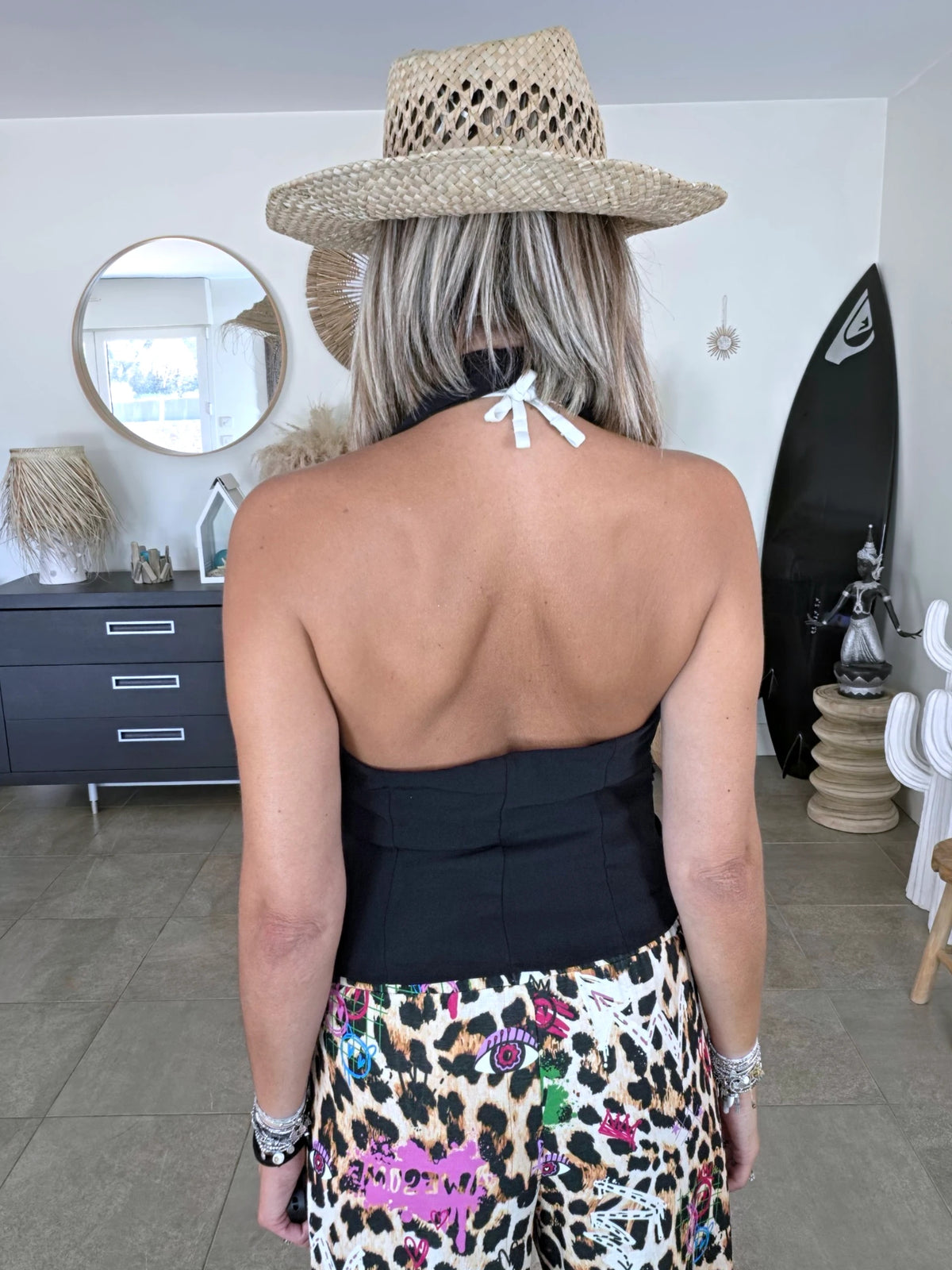 Top noir à effet croisé - 𝐌𝐚𝐫𝐢𝐧𝐚𝟒𝟒𝐟𝐚𝐦𝐢𝐥𝐲