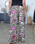 Pantalon à imprimé léopard avec tags - 𝐌𝐚𝐫𝐢𝐧𝐚𝟒𝟒𝐟𝐚𝐦𝐢𝐥𝐲