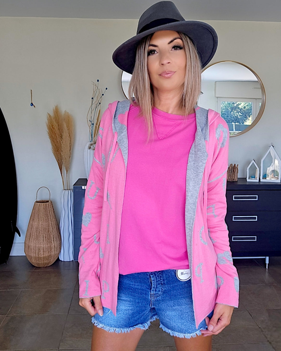 Cardigan reversible à tag - 𝐌𝐚𝐫𝐢𝐧𝐚𝟒𝟒𝐟𝐚𝐦𝐢𝐥𝐲