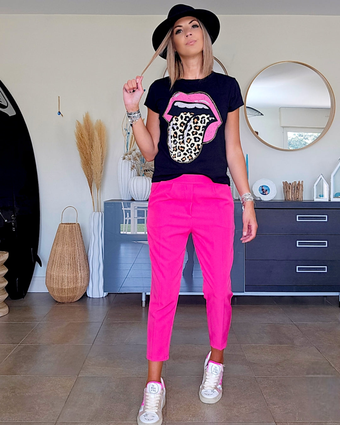 Tee-shirt rock noir - 𝐌𝐚𝐫𝐢𝐧𝐚𝟒𝟒𝐟𝐚𝐦𝐢𝐥𝐲