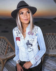 Chemise en jean customisée