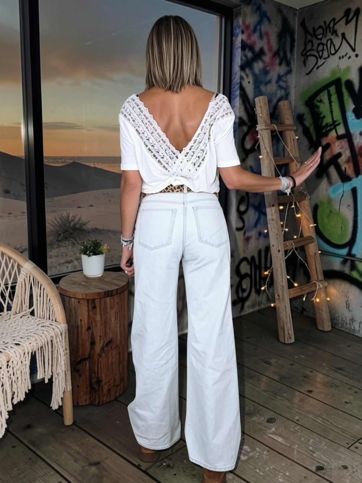 T-shirt blanc encolure en V au dos - 𝐌𝐚𝐫𝐢𝐧𝐚𝟒𝟒𝐟𝐚𝐦𝐢𝐥𝐲