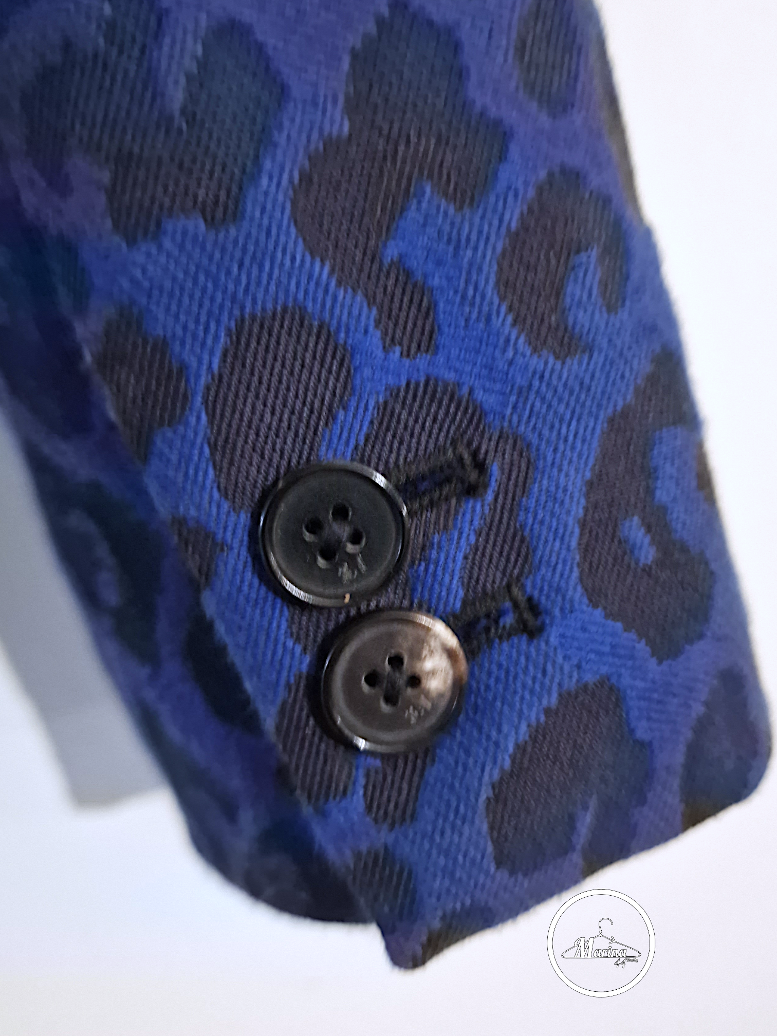 Veste bleue roi léopard                       3.1 PHILLIP LIME - 𝐌𝐚𝐫𝐢𝐧𝐚𝟒𝟒𝐟𝐚𝐦𝐢𝐥𝐲