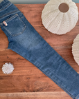 Jean fille bleu delavé                                       LIU-JO MILANO - 𝐌𝐚𝐫𝐢𝐧𝐚𝟒𝟒𝐟𝐚𝐦𝐢𝐥𝐲