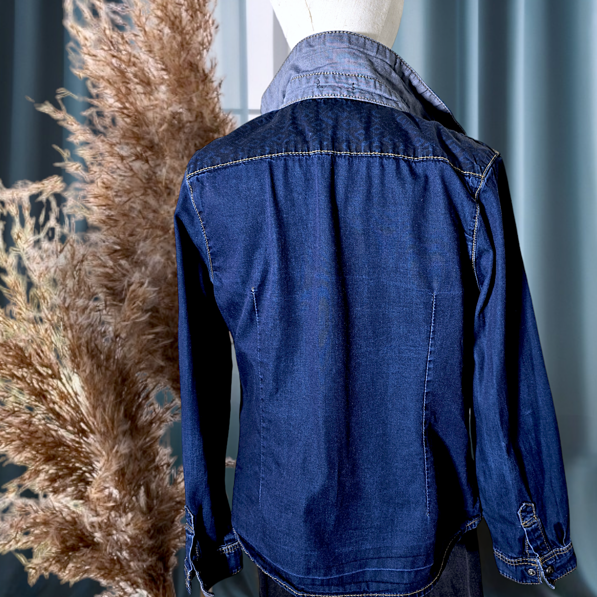 Chemise garçon denim                                        IKKS - 𝐌𝐚𝐫𝐢𝐧𝐚𝟒𝟒𝐟𝐚𝐦𝐢𝐥𝐲