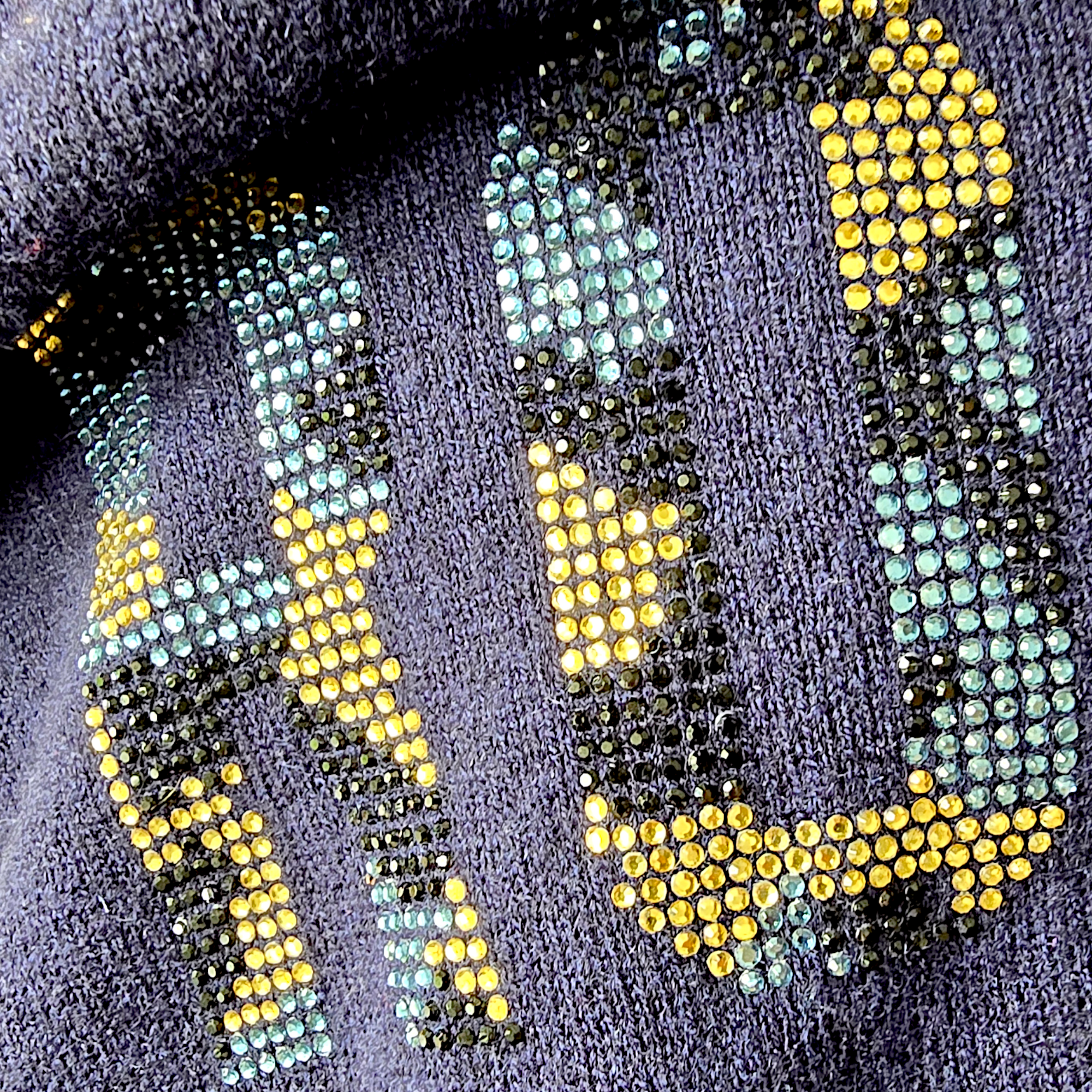Pull garçon rock                                                   ZADIG &amp; VOLTAIRE - 𝐌𝐚𝐫𝐢𝐧𝐚𝟒𝟒𝐟𝐚𝐦𝐢𝐥𝐲