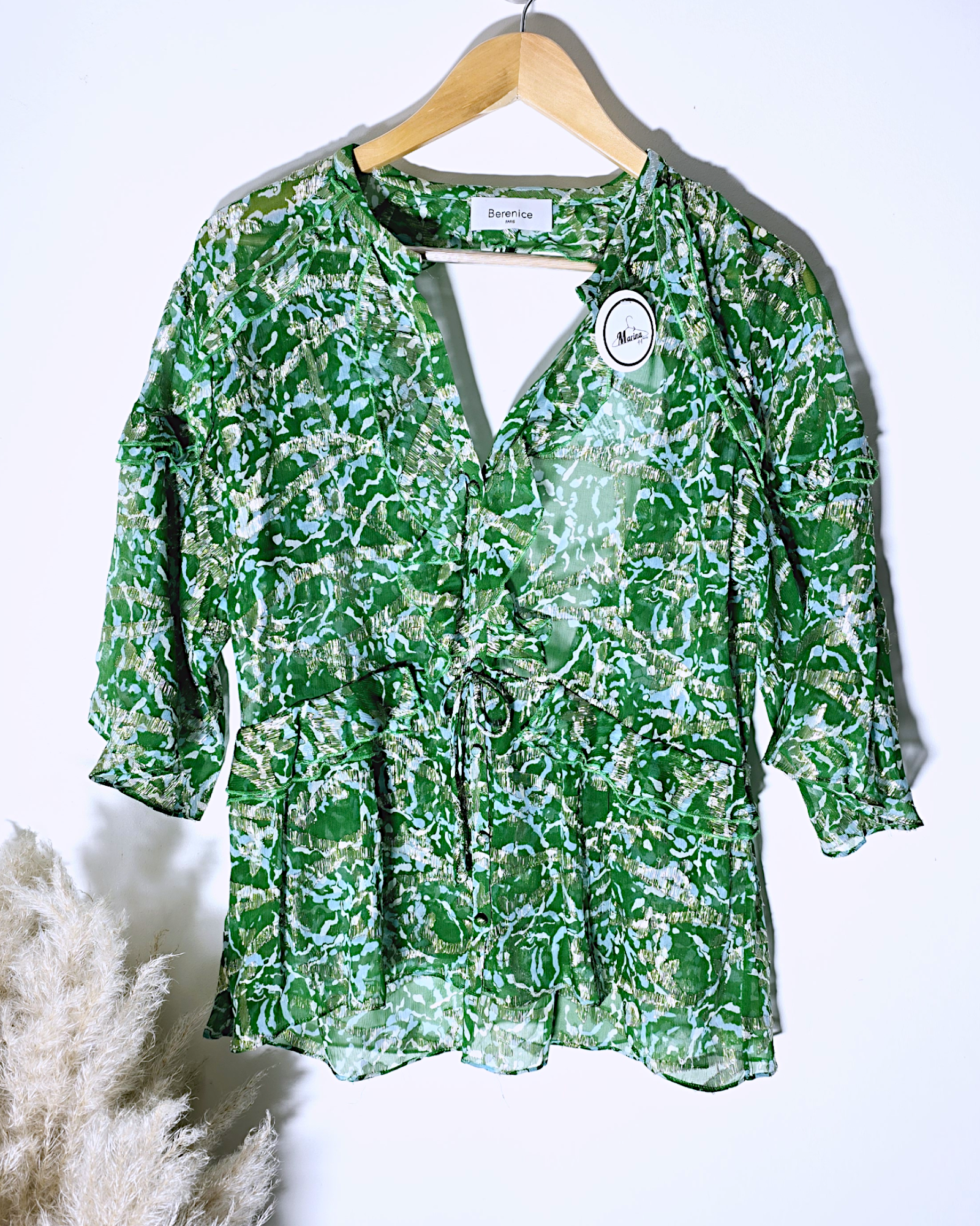 Blouse verte en soie dos nu                 BERENICE - 𝐌𝐚𝐫𝐢𝐧𝐚𝟒𝟒𝐟𝐚𝐦𝐢𝐥𝐲