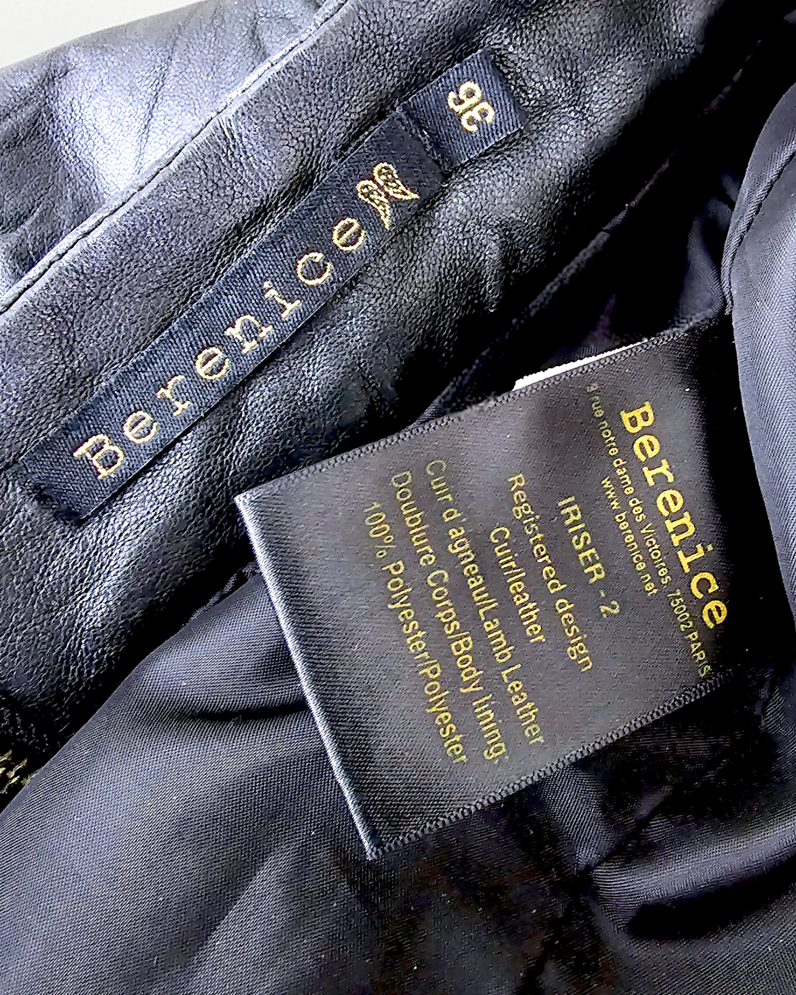 Jupe cuir noire métallisés                    BERENICE - 𝐌𝐚𝐫𝐢𝐧𝐚𝟒𝟒𝐟𝐚𝐦𝐢𝐥𝐲