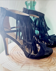 Sandales noires cuir à franges - 𝐌𝐚𝐫𝐢𝐧𝐚𝟒𝟒𝐟𝐚𝐦𝐢𝐥𝐲