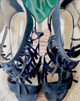 Sandales noires cuir à franges - 𝐌𝐚𝐫𝐢𝐧𝐚𝟒𝟒𝐟𝐚𝐦𝐢𝐥𝐲