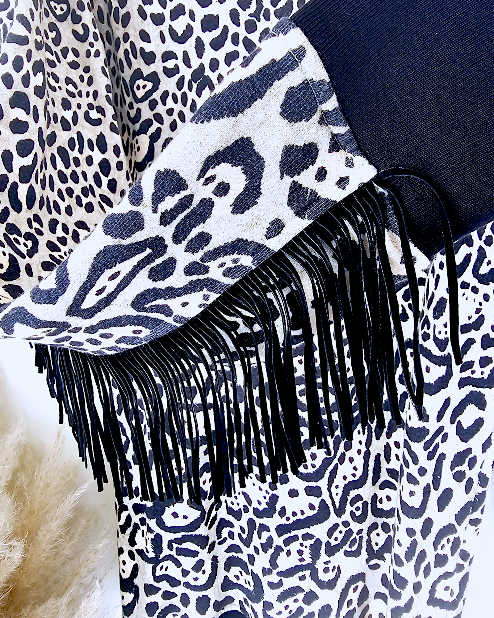 Robe sweat grrr léopard                                              JUST CAVALLI - 𝐌𝐚𝐫𝐢𝐧𝐚𝟒𝟒𝐟𝐚𝐦𝐢𝐥𝐲