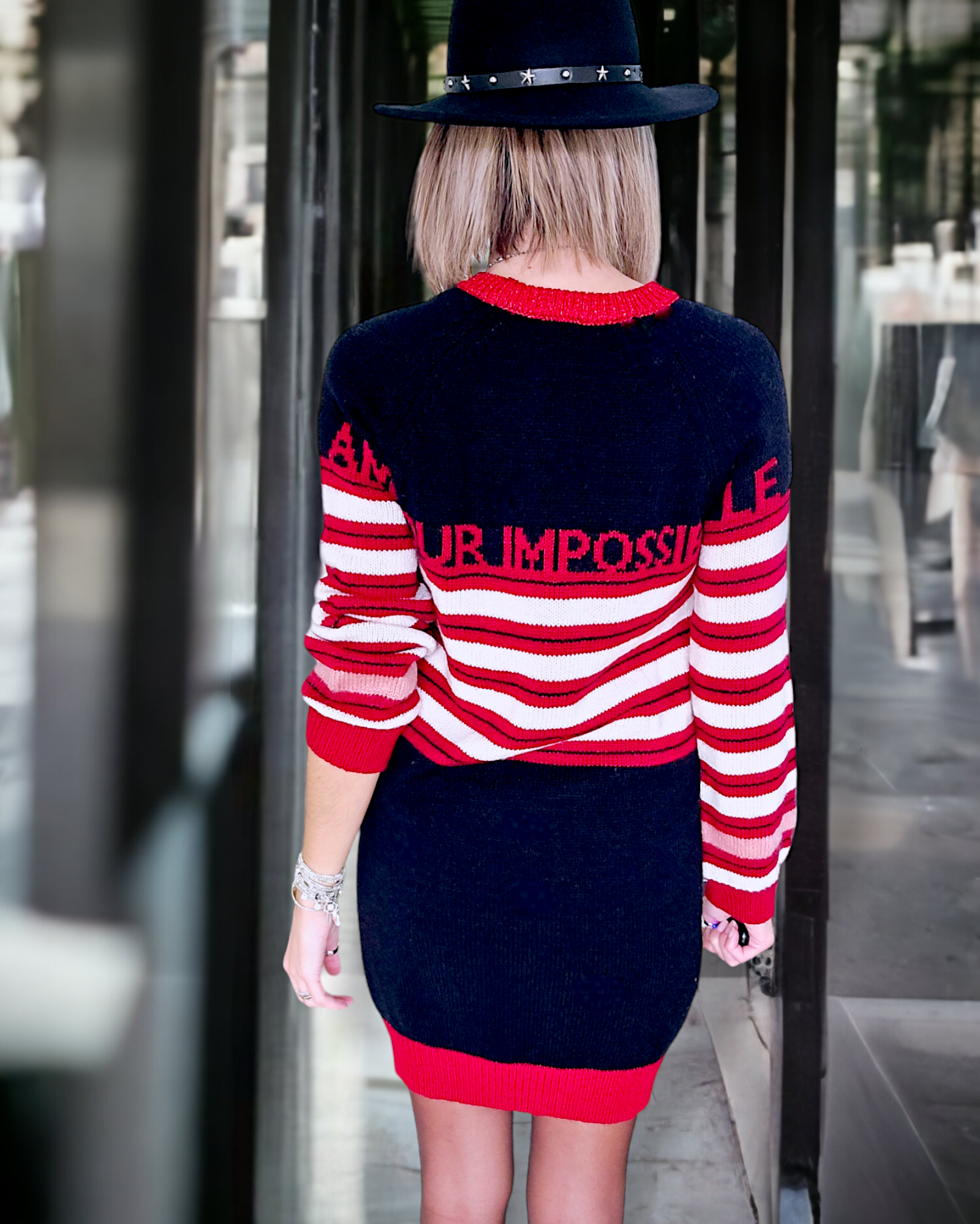Robe pull amour impossible - 𝐌𝐚𝐫𝐢𝐧𝐚𝟒𝟒𝐟𝐚𝐦𝐢𝐥𝐲