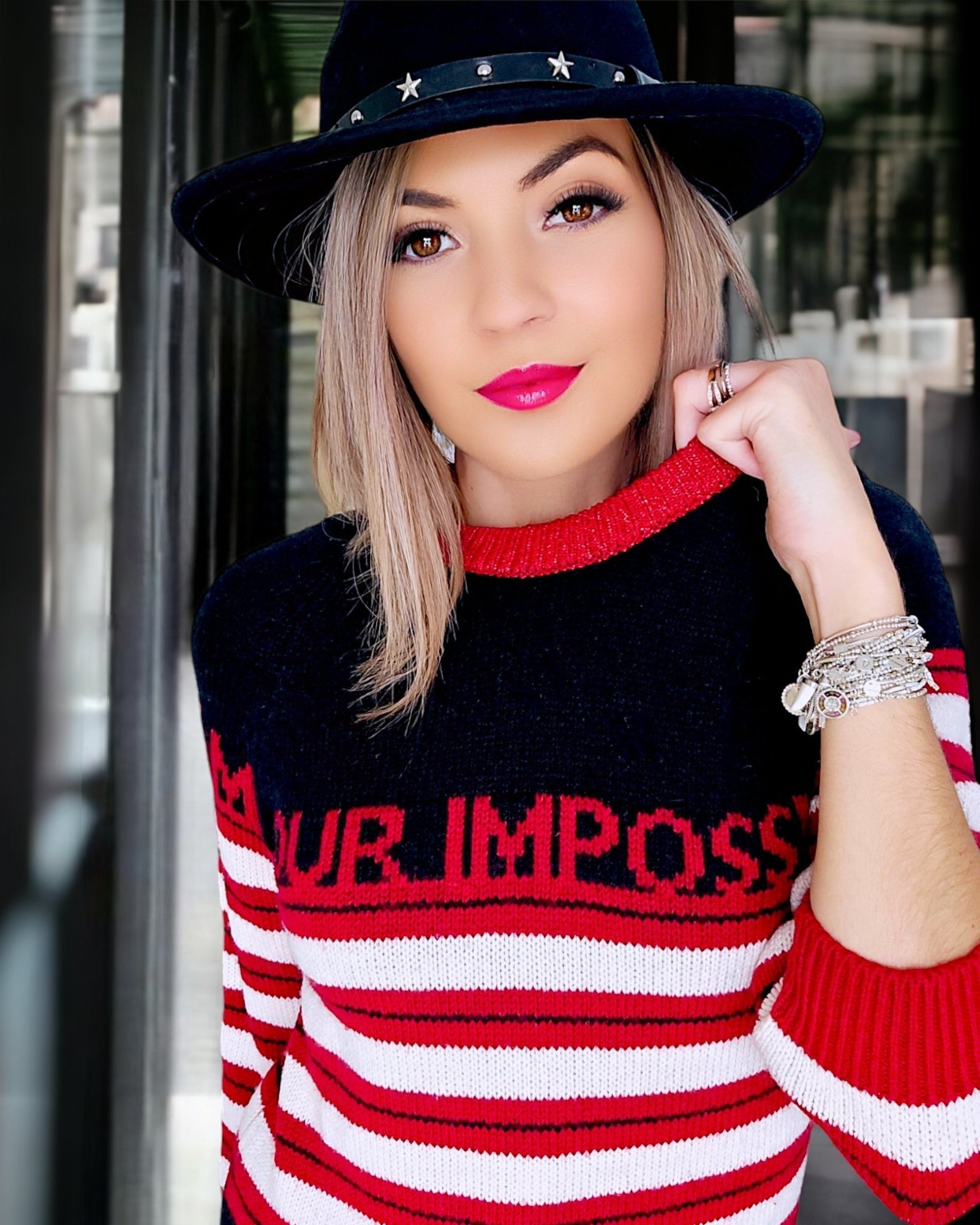 Robe pull amour impossible - 𝐌𝐚𝐫𝐢𝐧𝐚𝟒𝟒𝐟𝐚𝐦𝐢𝐥𝐲
